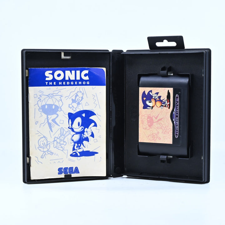 Sonic the Hedgehog - Sega Mega Drive Game + Manual - PAL - FREE POST!
