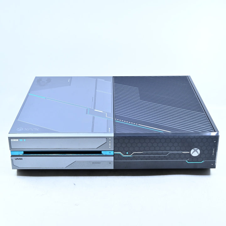 Halo 5 Guardians Limited Edition 1TB with Controller - Xbox One Console - PAL