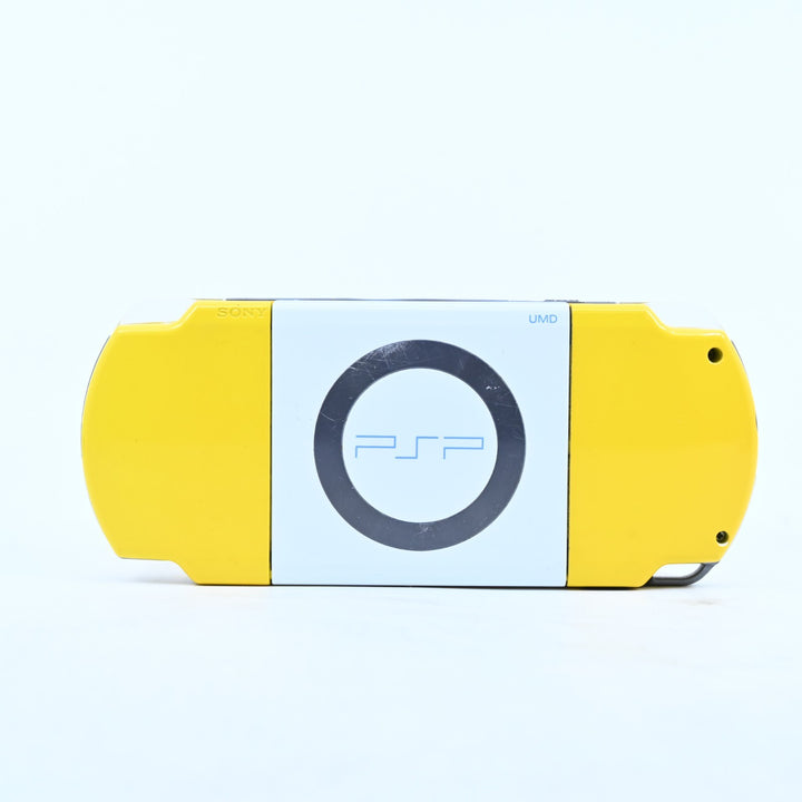The Simpsons Edition - Yellow Sony PSP Console - PSP-2002 - 2000 + NEW BATTERY