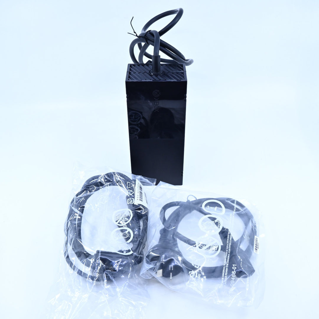 Assassin's Creed Unity 500GB Xbox One Boxed Console - PAL - FREE POST!