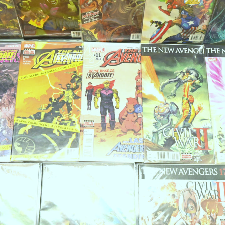 The New Avengers - Complete Set 1-8 - Ewing / Sandoval - Marvel Comics - Comic