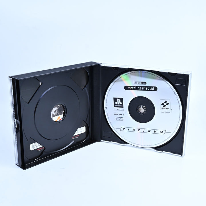 Metal Gear Solid - Sony Playstation 1 / PS1 Game + Manual - PAL - MINT DISC!