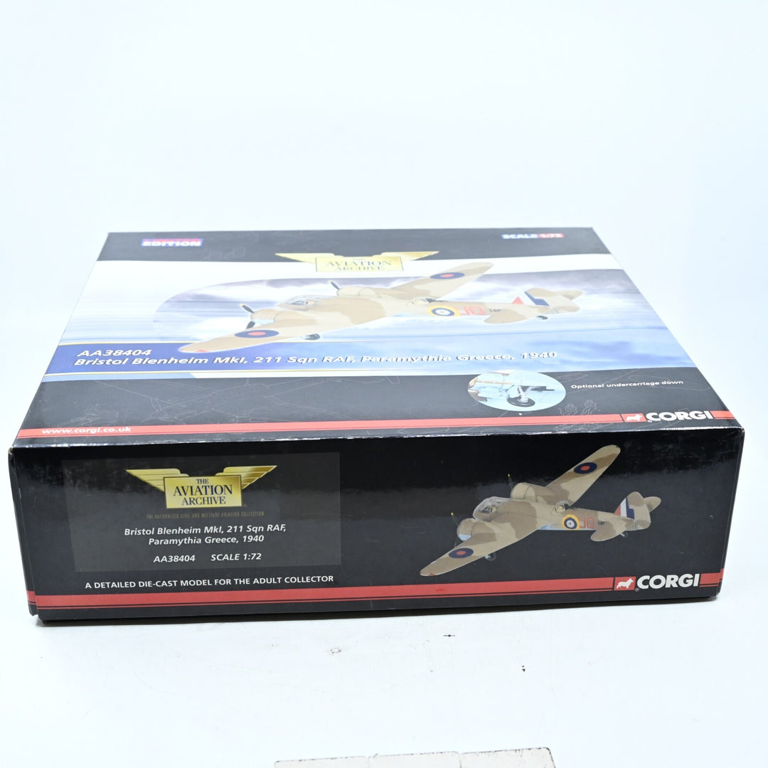 Corgi Aviation 1:72 Bristol Blenheim Mkl 211 SQN RAF AA38404 - Die Cast Plane