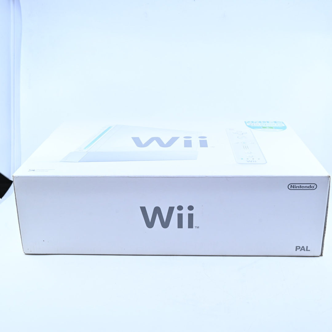 White - Nintendo Wii Boxed Console - PAL - FREE POST!