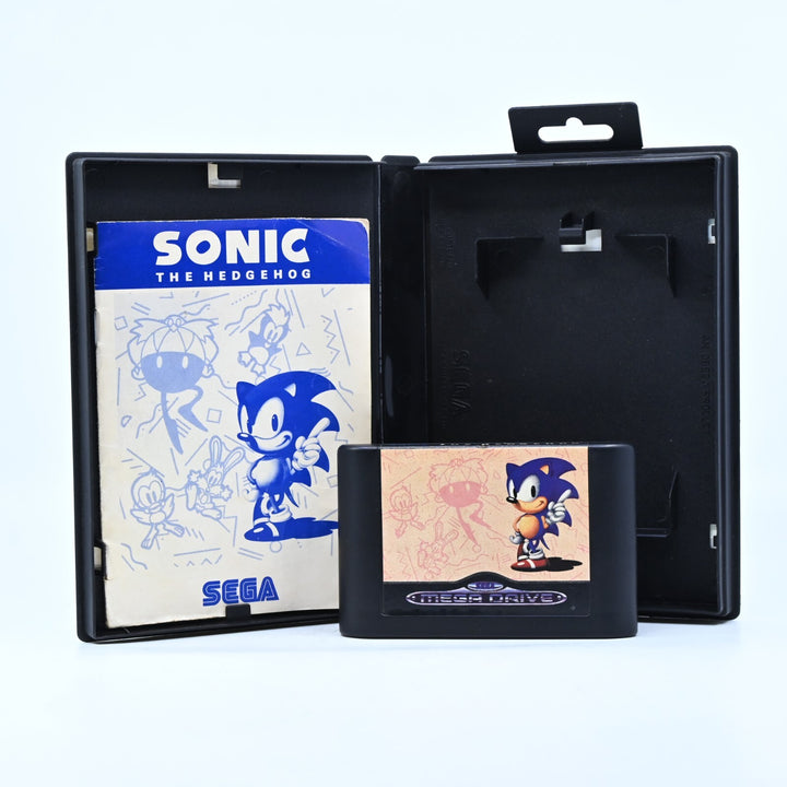 Sonic the Hedgehog - Sega Mega Drive Game + Manual - PAL - FREE POST!