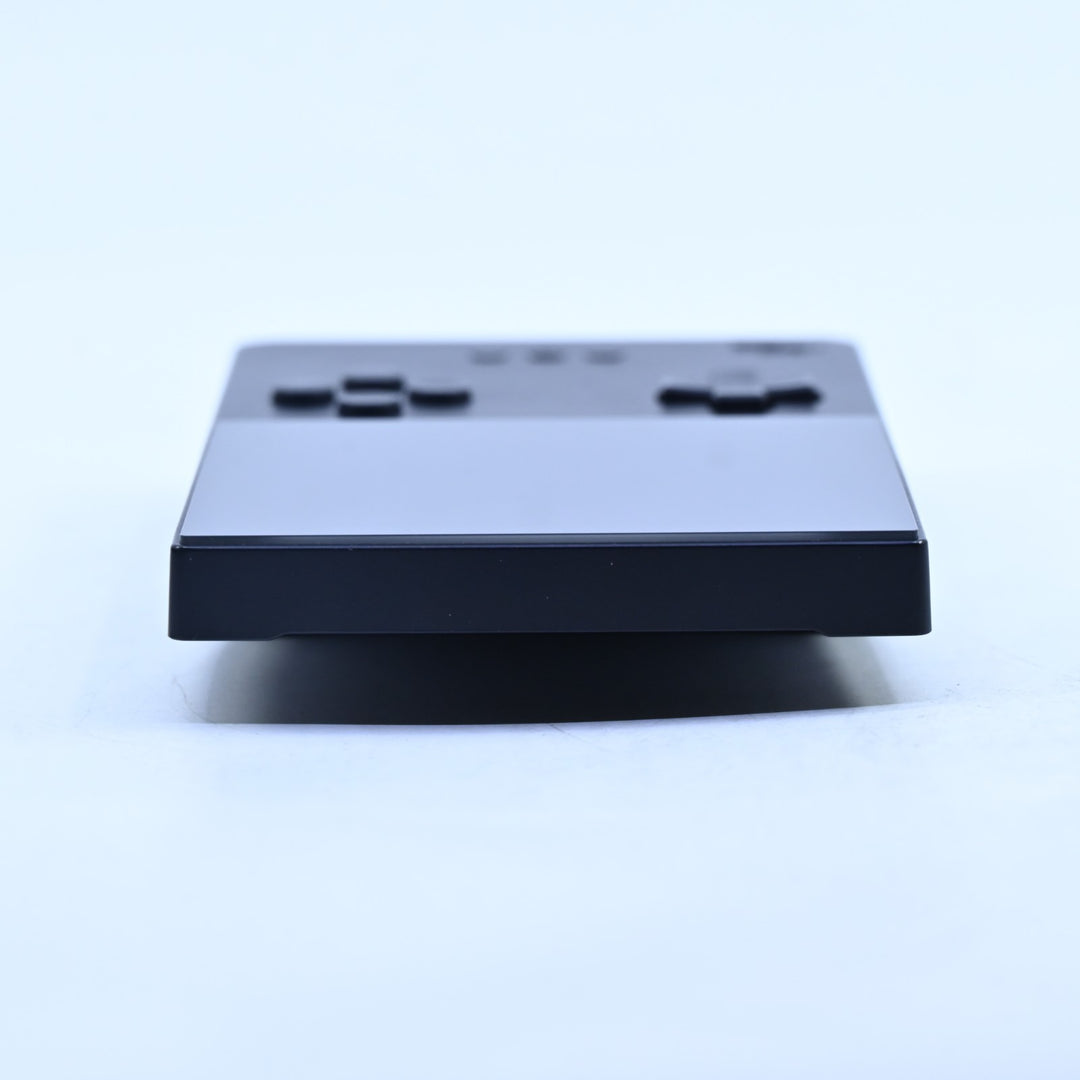 Black Analogue Pocket with Analogue Dock + Controller - Analogue Console