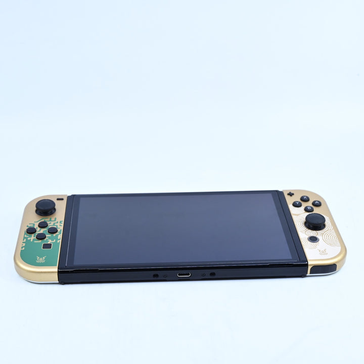 Tears of the Kingdom Edition - Nintendo Switch OLED Boxed Console
