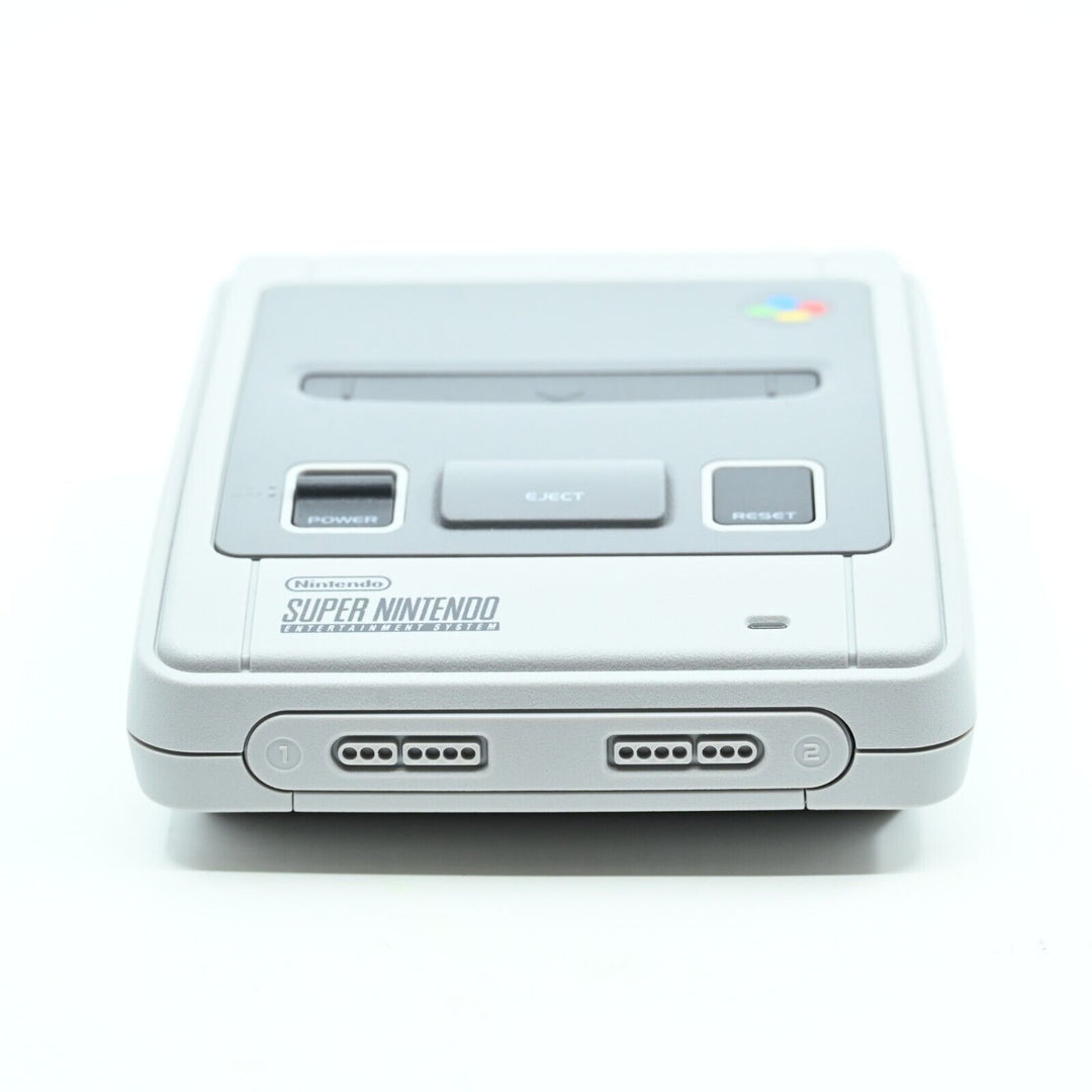 AS NEW! SNES Classic Mini - Super Nintendo / SNES Boxed Console - LIKE NEW!