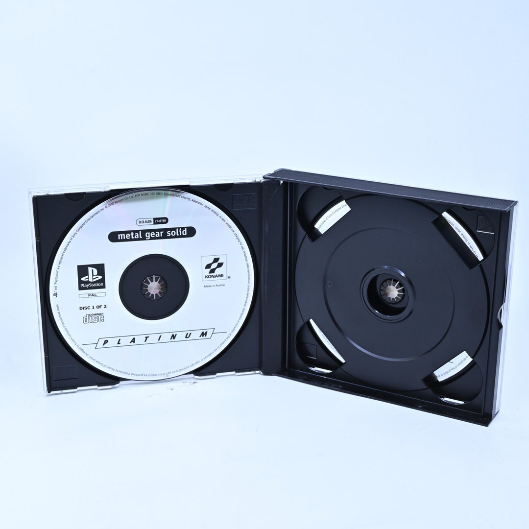 Metal Gear Solid - Sony Playstation 1 / PS1 Game - No Manuals - PAL - MINT DISC!