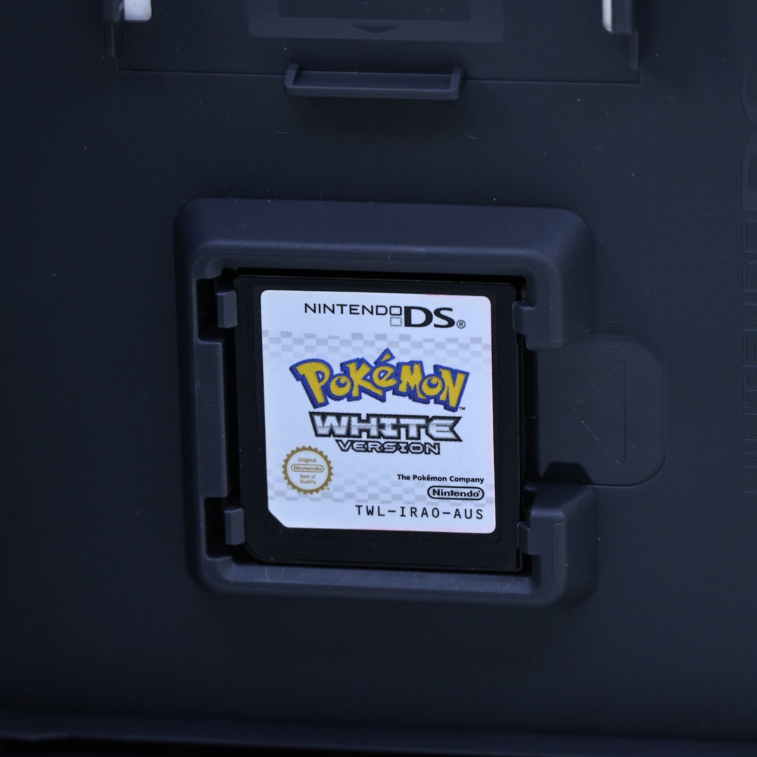 Pokemon White Version - Nintendo DS Game - PAL + Manual - FREE POST!