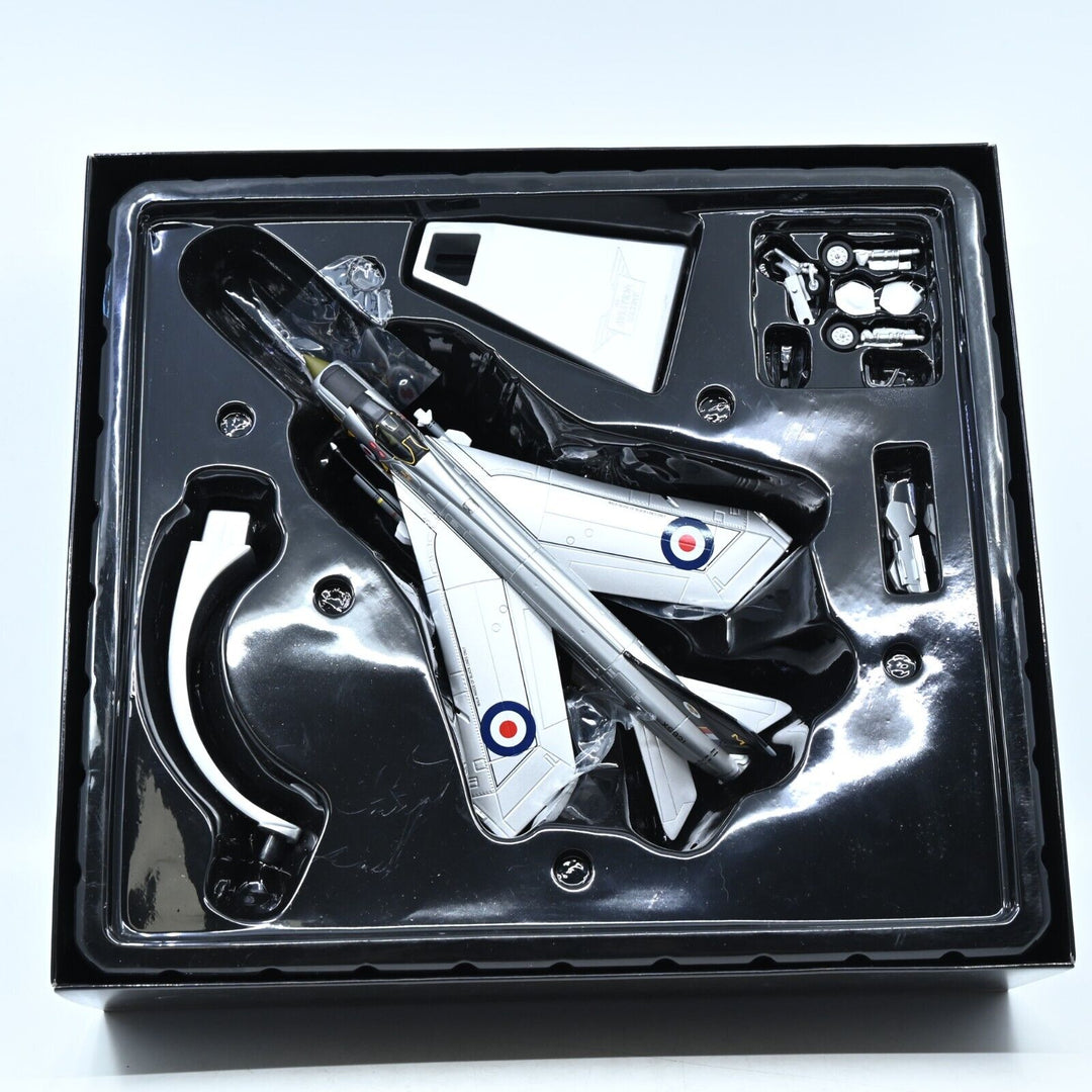 Corgi Aviation 1:72 BAC Lightning F6 XS921, RAF 74 SQN AA32312 - Plane