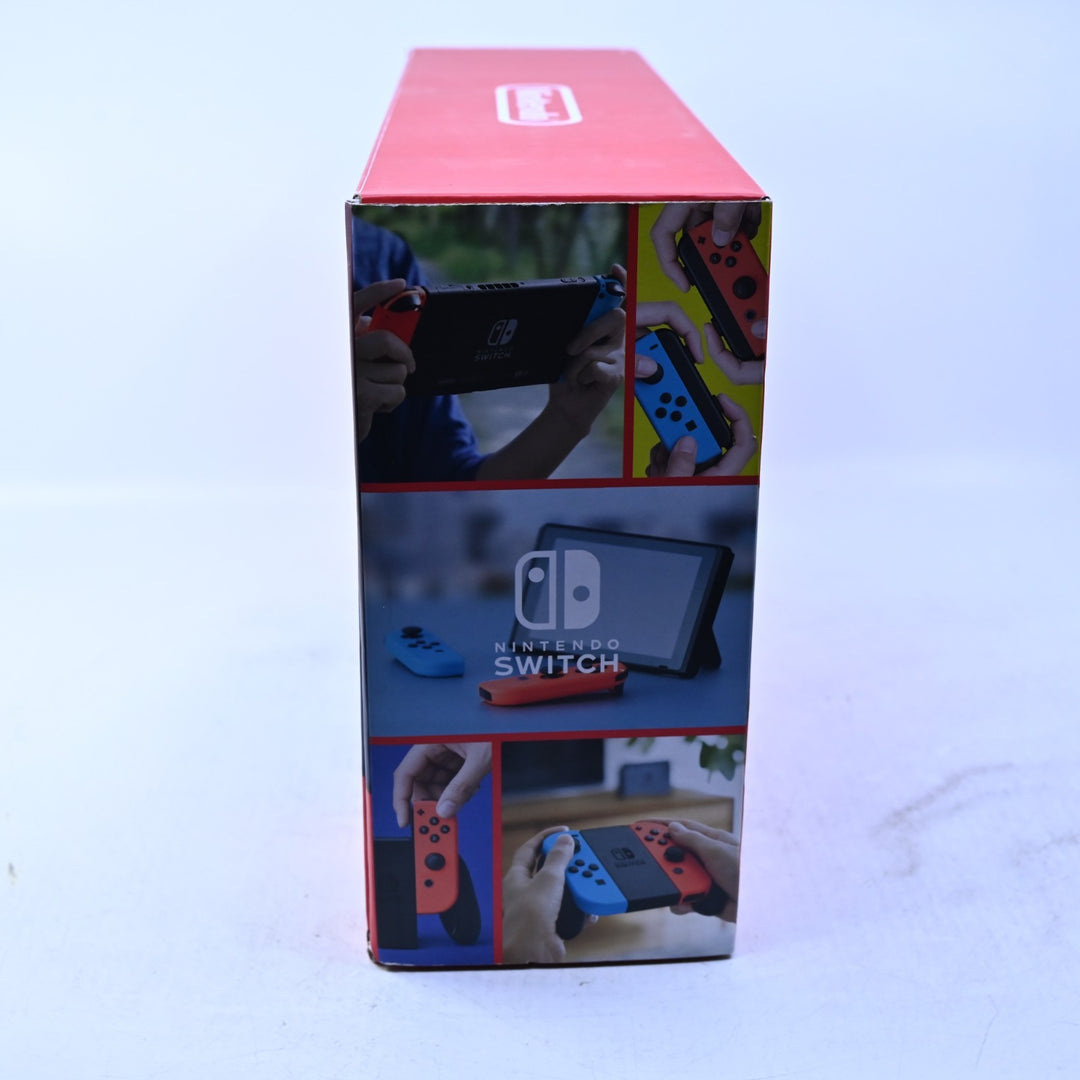 Blue / Red - With Mario Kart Code - XKW700039 - Nintendo Switch Boxed Console