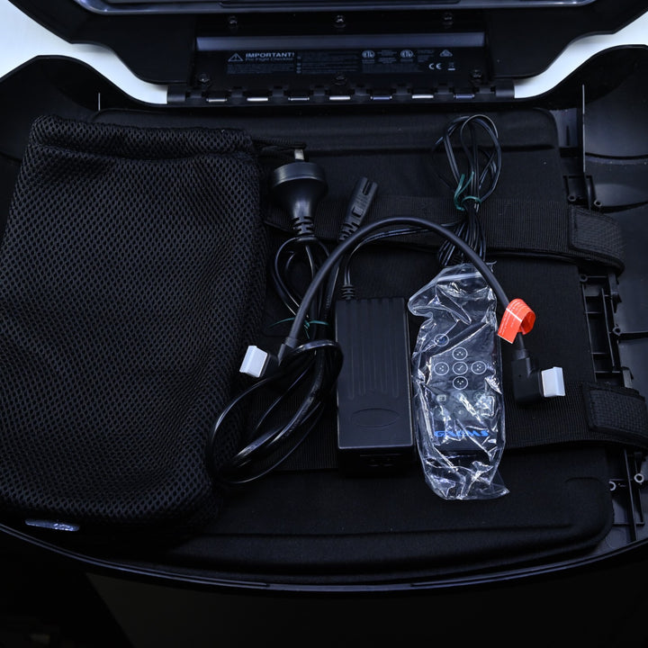 Gaems Vanguard G190 Portable Gaming Monitor - Sony Playstation Accessory