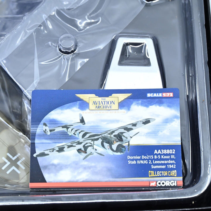 Corgi Aviation 1:72 Dornier do215 B-5 Kauz III, Stab II/NJG 2 AA38802 - Plane