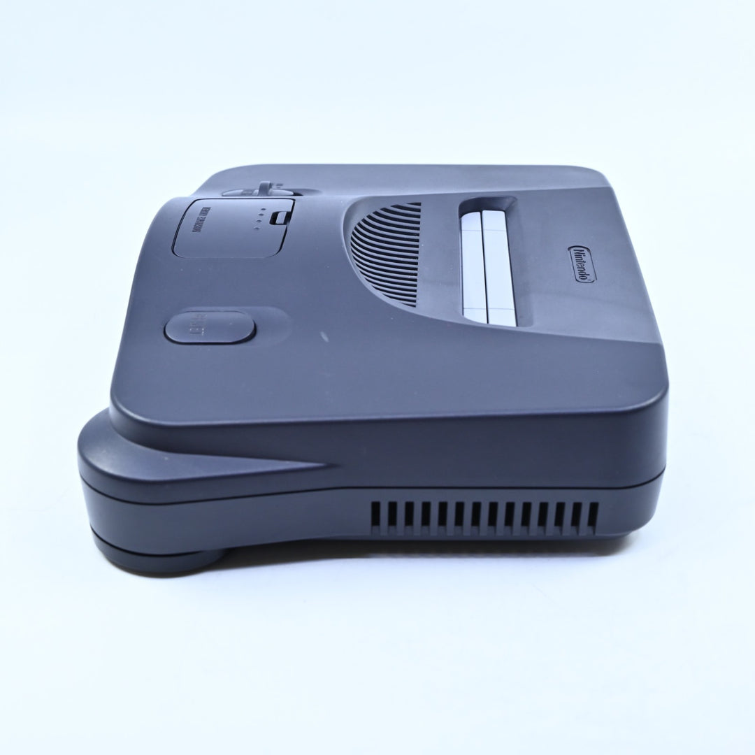 Limited Edition Gold Controller N64 / Nintendo 64 Boxed Console - PAL