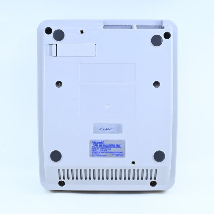 Super Nintendo Console / SNES Console - GENUINE CONTROLLER + HDMI!