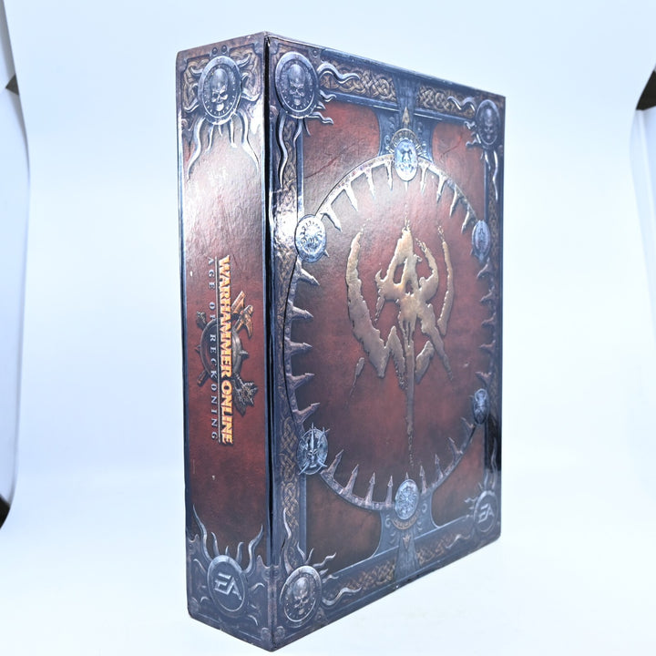 COMPLETE! Warhammer Online: Age of Reckoning Collector's Edition - PC Game