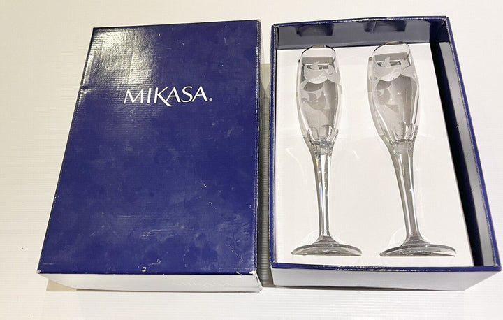 BRAND NEW! Mikasa “Doves” Toasting Flutes Set Of 2