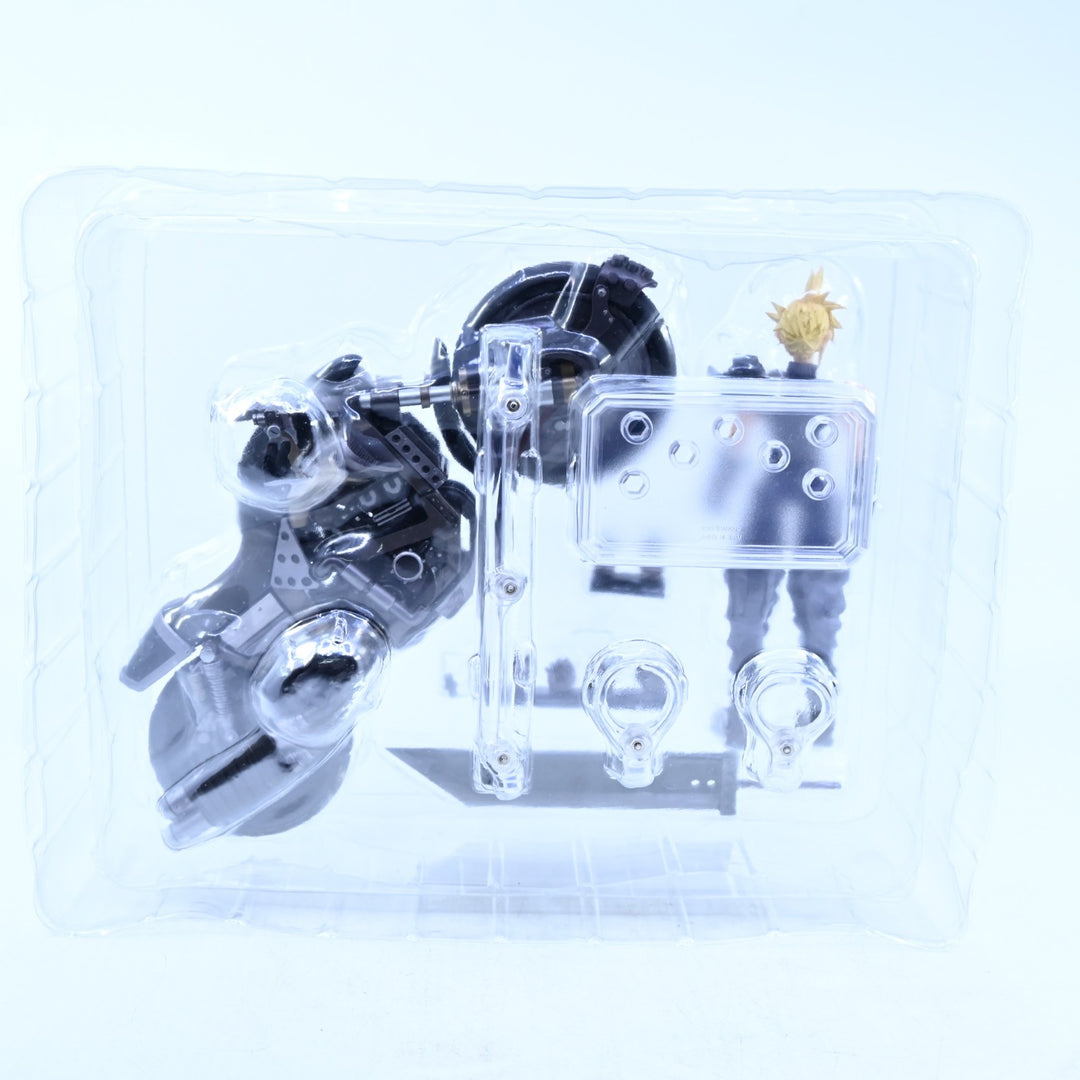 Cloud Strife & Hardy-Daytona - 14 - Final Fantasy VII - Bring Arts Action Figure