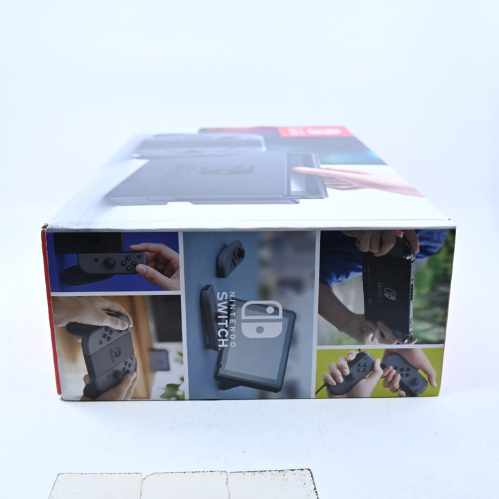 Grey / Grey Nintendo Switch XKW70009  - Nintendo Switch Boxed Console - PAL