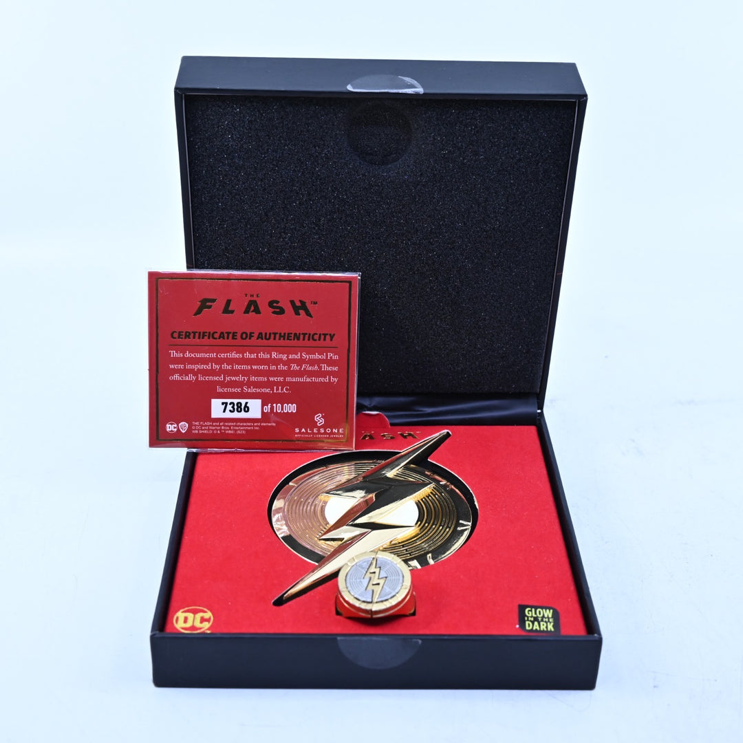 The Flash - Limited Edition Ring &amp; Pin - 7386/10000 - DC - Collectable
