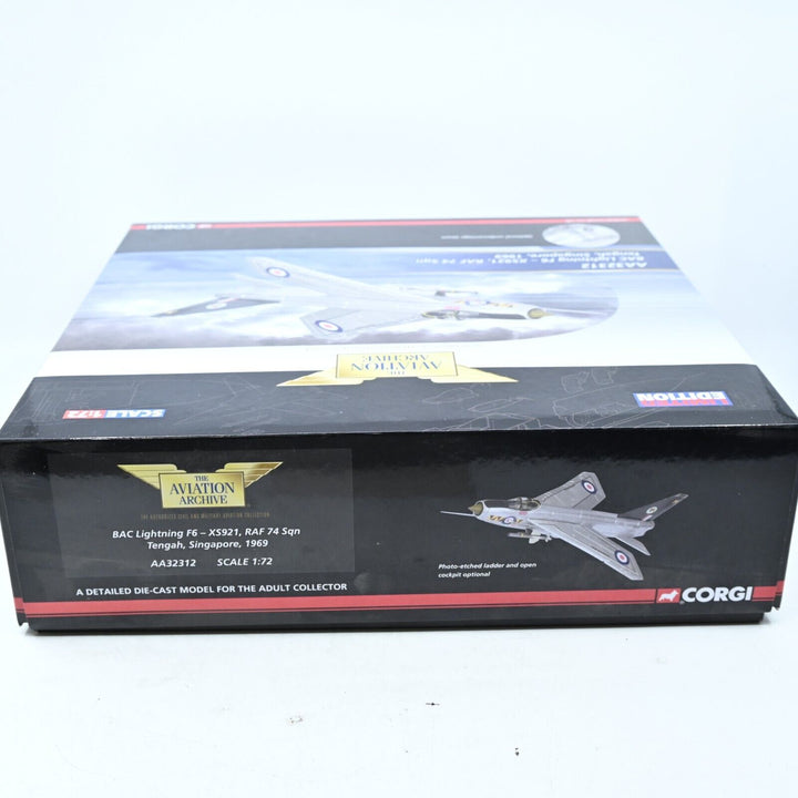 Corgi Aviation 1:72 BAC Lightning F6 XS921, RAF 74 SQN AA32312 - Plane