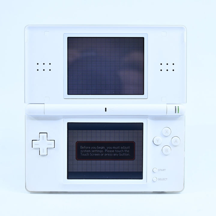 Polar White Nintendo DS Lite Console - USG-001 - FREE POST!