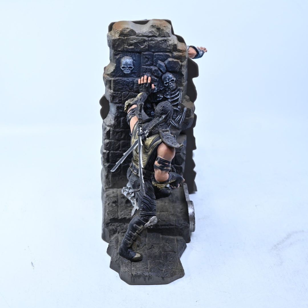 Mortal Kombat Kollectors Edition Scorpion &amp; Sub-Zero Bookends - Misc