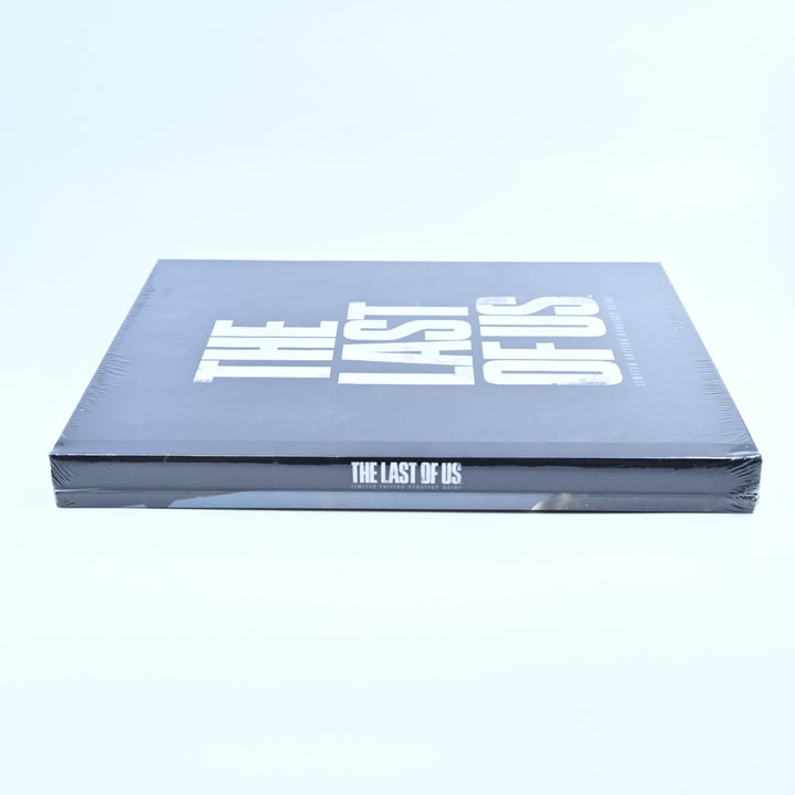 SEALED! The Last of Us Limited Edition Strategy Guide + Keychain - Brady Games