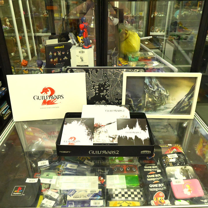 AS NEW! Guild Wars 2 Collectors Edition - PC Game / Figure