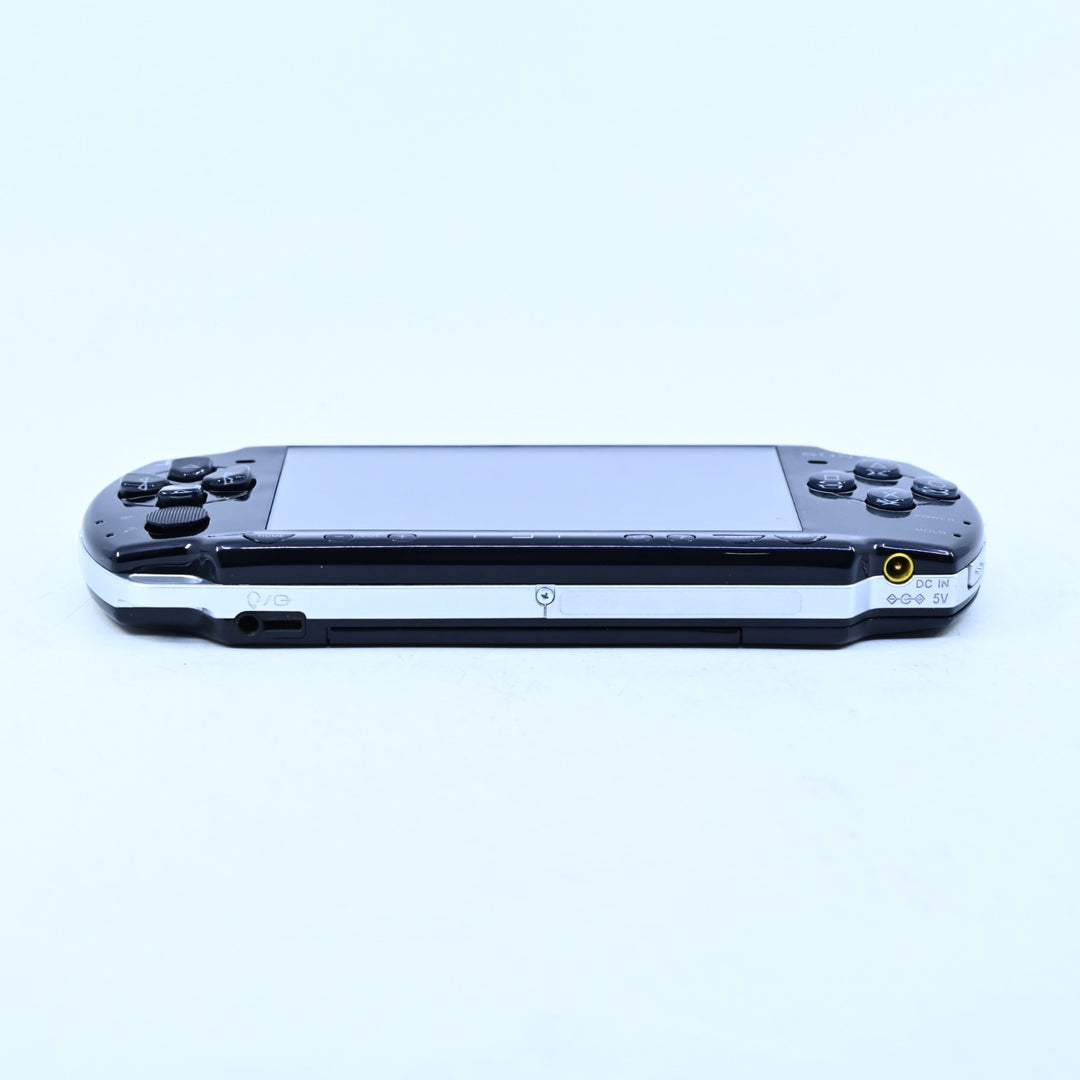 Black Reshell &amp; Rebuilt - PSP Console - PSP-2002 - 2000 + NEW BATTERY