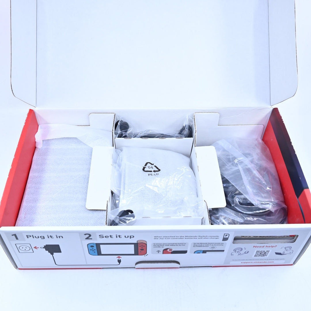 Blue / Red XKW70014512 - Nintendo Switch Boxed Console - PAL - FREE POST!