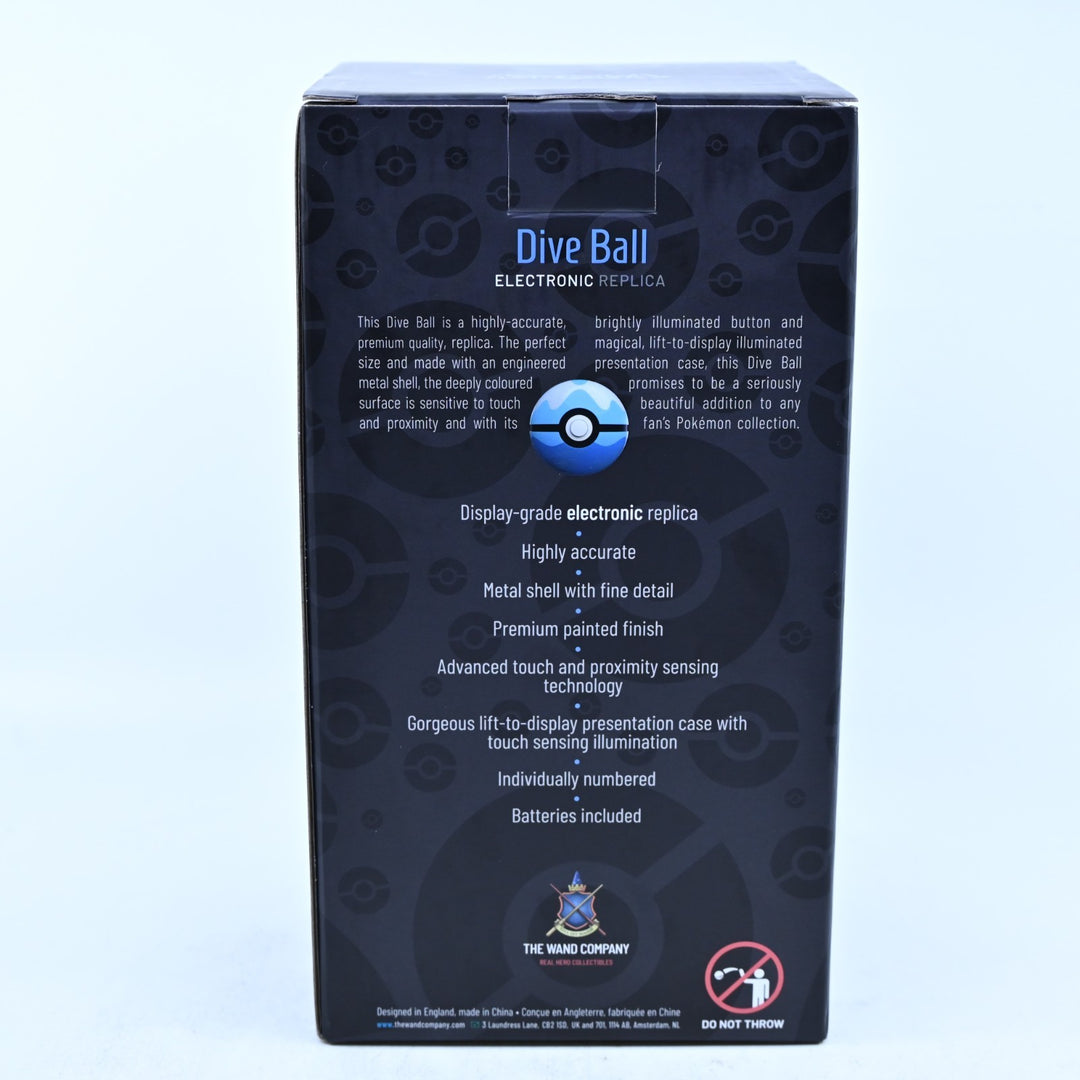 Dive Ball - 1/1 Scale Pokeball Prop Replica - The Wand Company - Toy