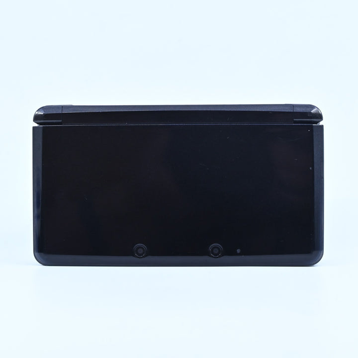 Black Nintendo 3DS Console - CTR-001 - PAL + SD Card! - FREE POST!