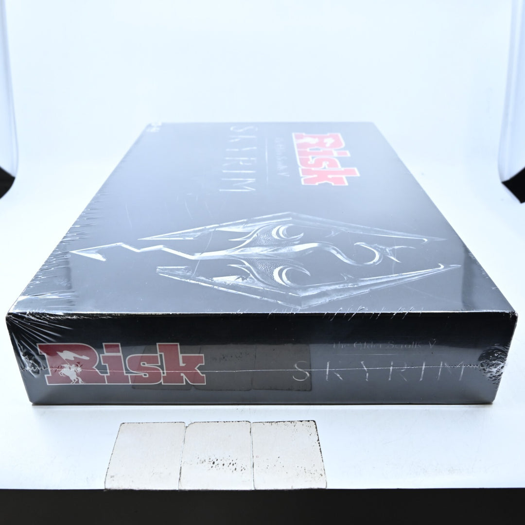 SEALED! Risk The Elder Scrolls V 4 Skyrim -  Board Game / Toy
