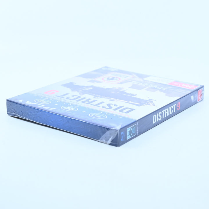 SEALED! District 9 - Triple Play - Regions B & 4 - Blu-ray & DVD