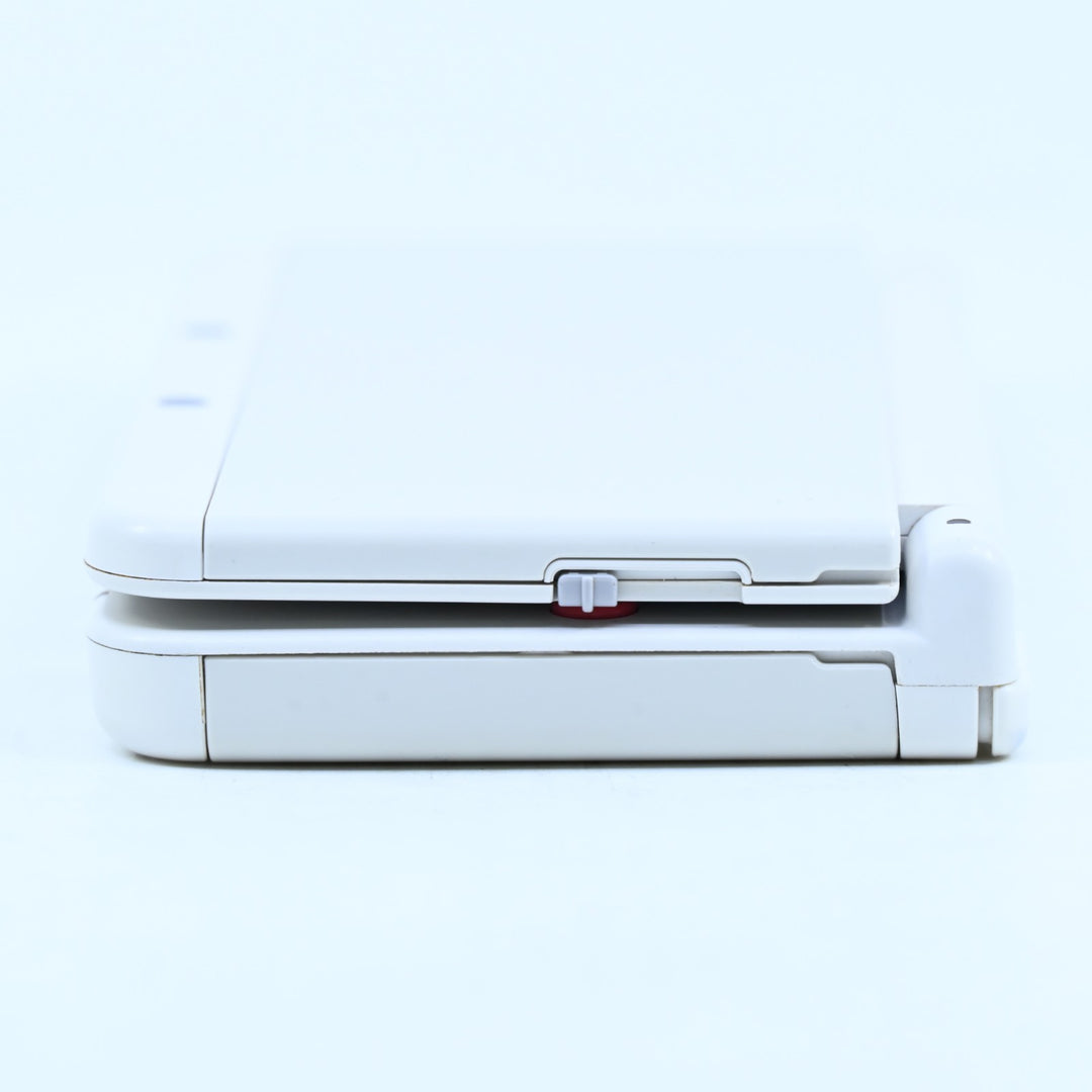 White - 'New' Nintendo 3DS Console - KTR-001 - PAL - FREE POST!