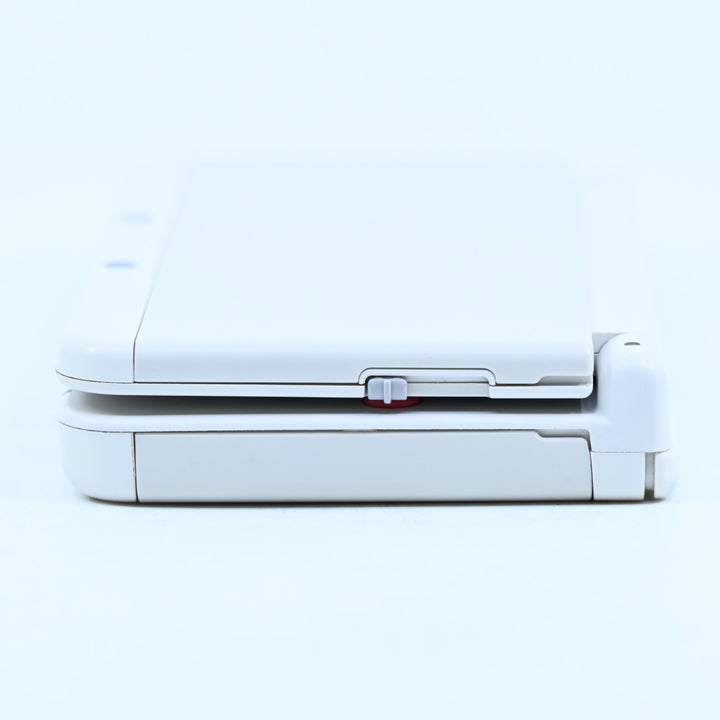 White - 'New' Nintendo 3DS Console - KTR-001 - PAL - FREE POST!