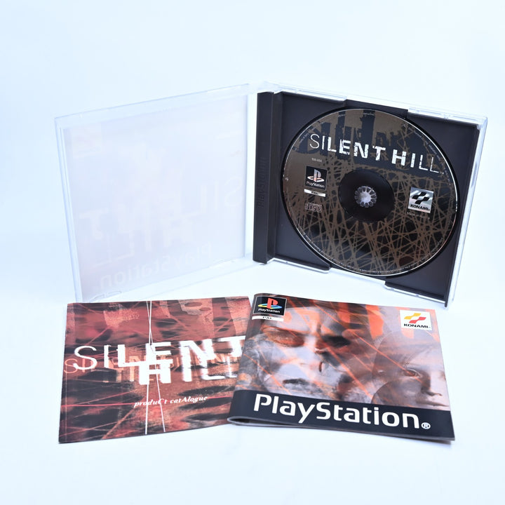 Silent Hill - Sony Playstation 1 / PS1 Game + Manual - PAL - MINT DISC!