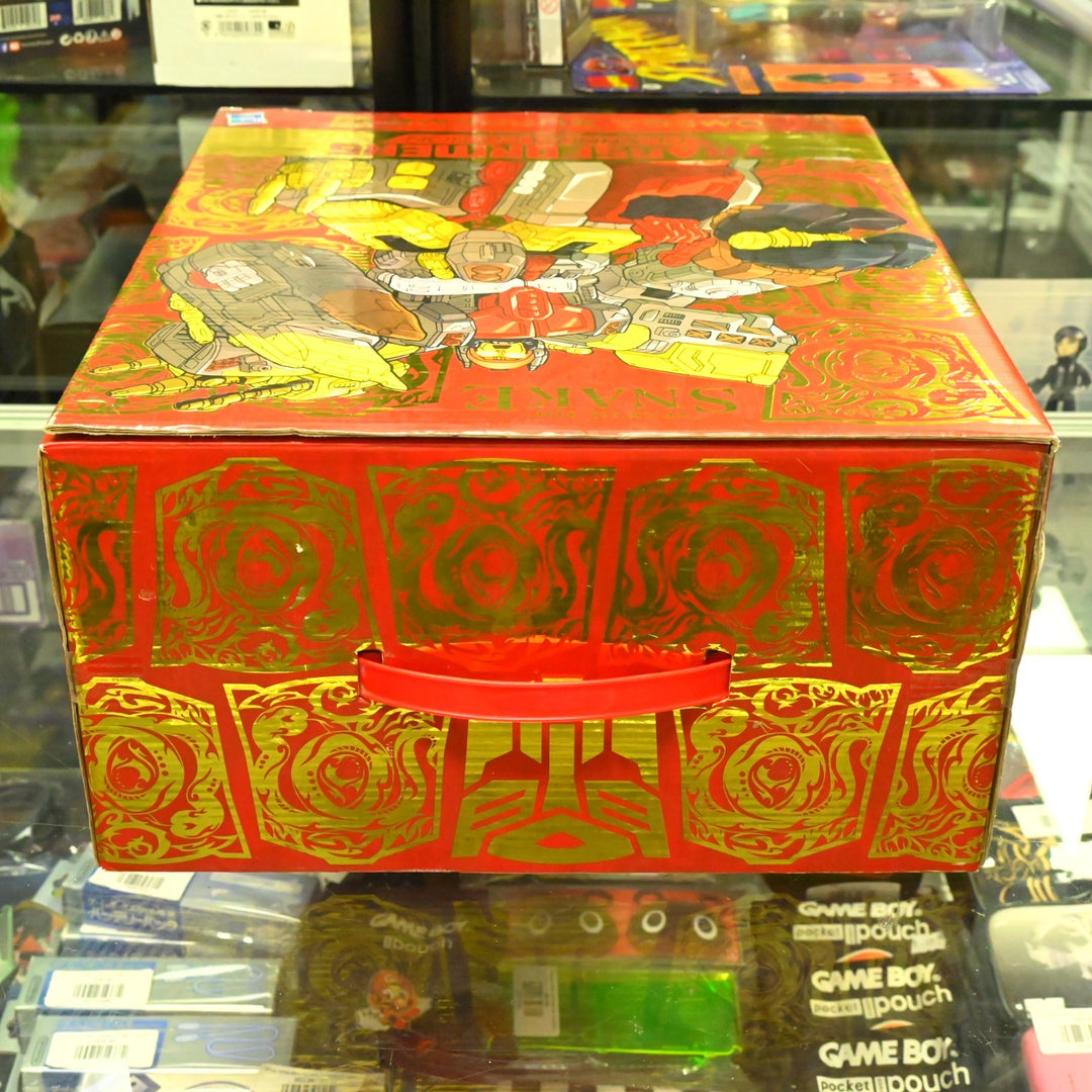 SEALED! Omega Supreme - Year of the Snake - Platinum Edition - Transformers Toy