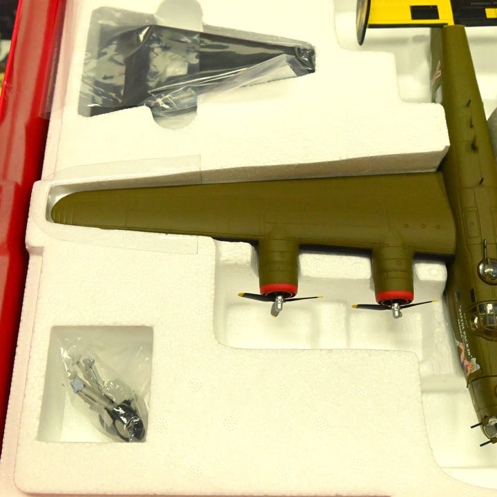 Corgi Aviation 1:72 B-24H Liberator 464th Bomber Group AA34010 - Plane