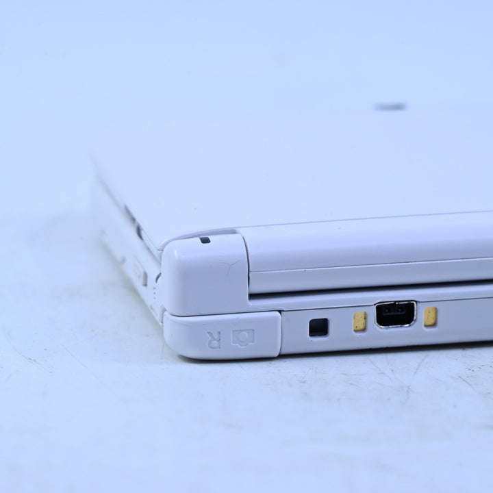 White Nintendo 3DS Console XL - SPR-001(EUR) - PAL + 4GB SD Card