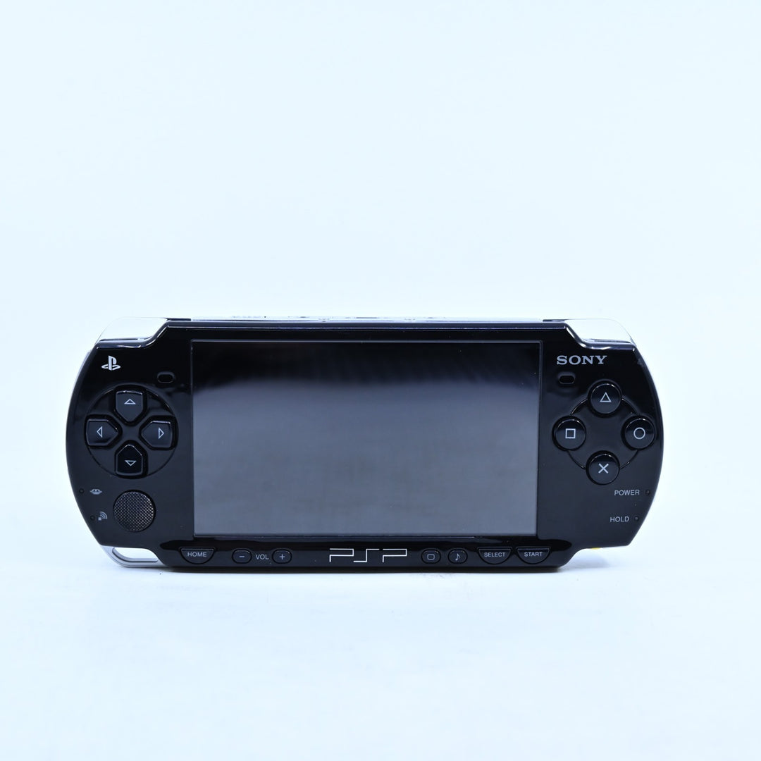 Piano Black - Sony PSP Boxed Console - PSP-2002 - 2000 + NEW BATTERY!