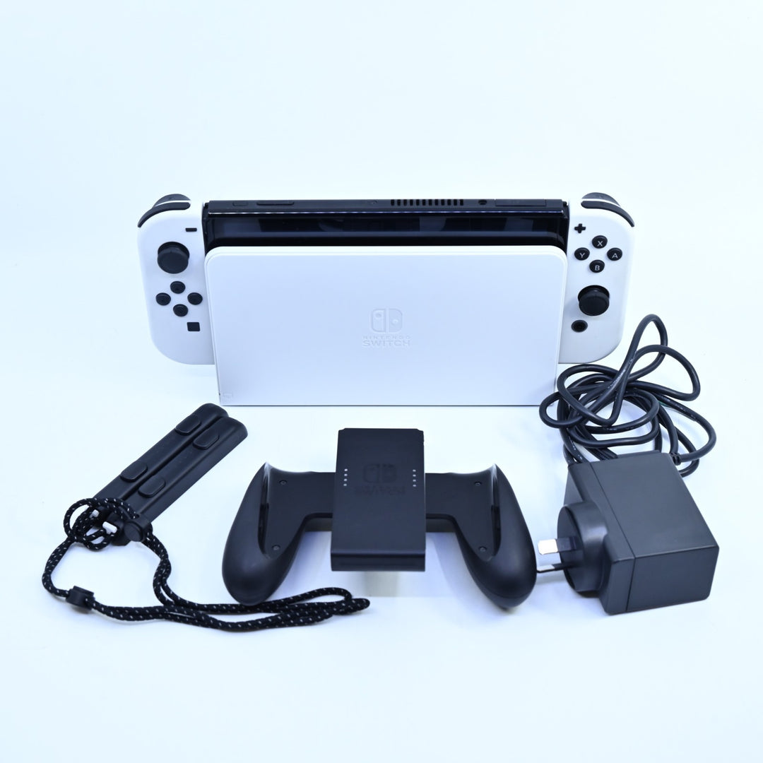 White - Nintendo Switch OLED Boxed Console - PAL - FREE POST!