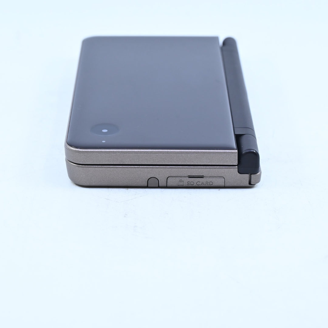 AS NEW! Bronze Nintendo DSi XL Boxed Console - AUS PAL - FREE POST!