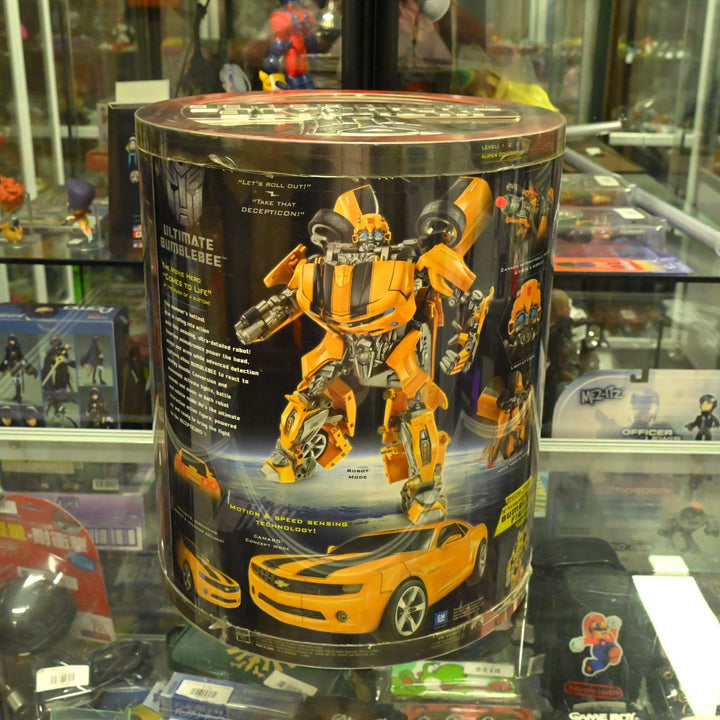 Ultimate Bumblebee - Titanium Series Animatronic Bumblebee - Transformer Toy