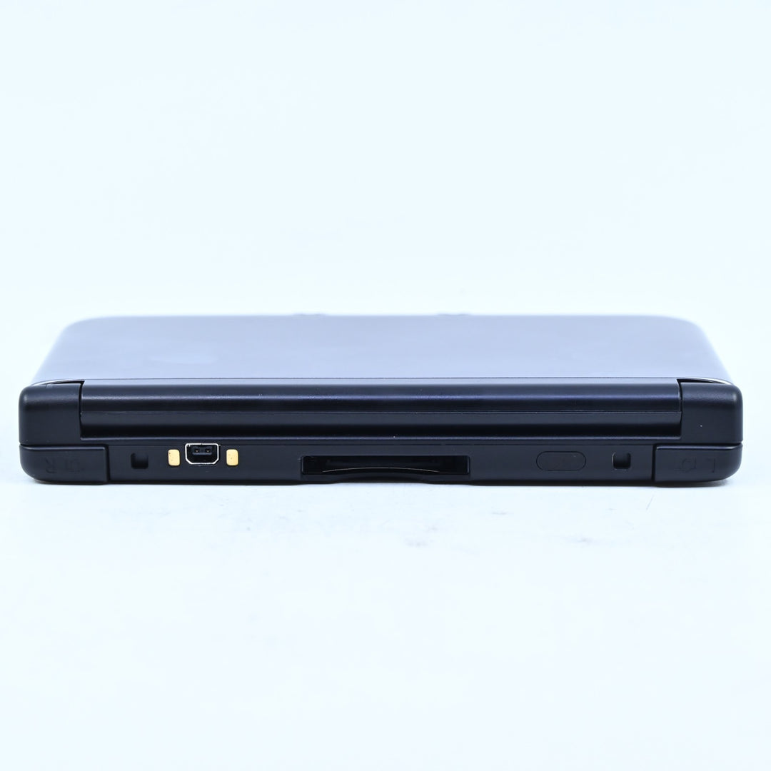 LIKE NEW! Silver / Black - Nintendo 3DS XL Console - SPR-001 - PAL - FREE POST!