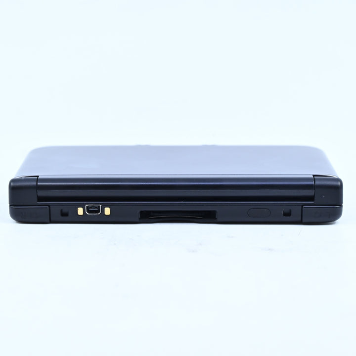LIKE NEW! Silver / Black - Nintendo 3DS XL Console - SPR-001 - PAL - FREE POST!