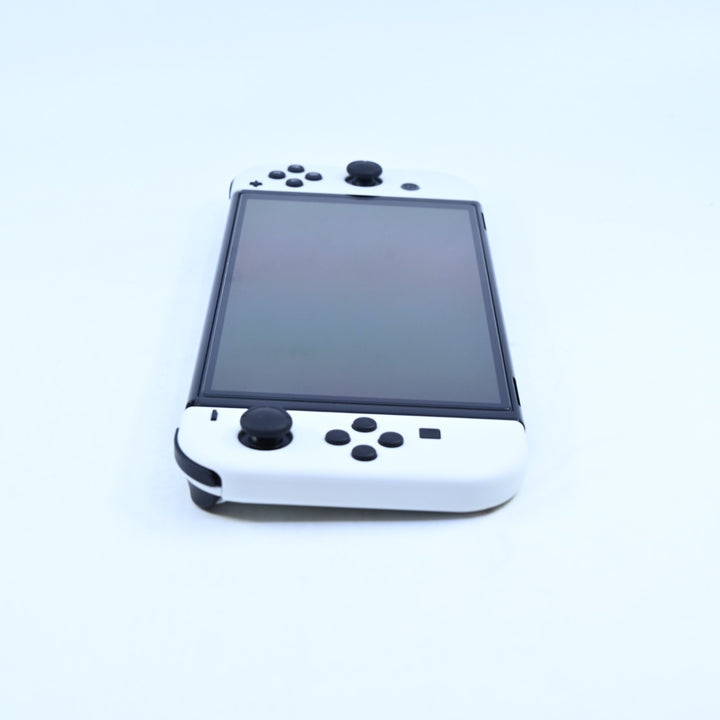White - Nintendo Switch OLED Boxed Console - HEG-001 - FREE POST!