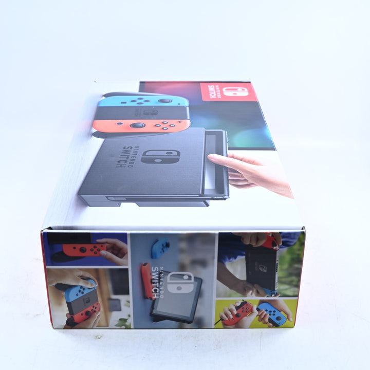 Blue / Red XKW700311 - Nintendo Switch Boxed Console - PAL - FREE POST!